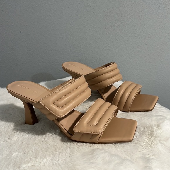 New ABOUND Qarly Quilted Sandal In Beige Nude - Picture 9 of 11